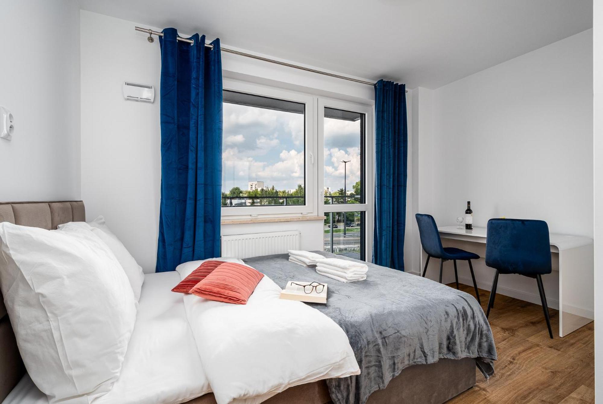 Rentplanet - Apartamenty Pileckiego Warsaw Ngoại thất bức ảnh
